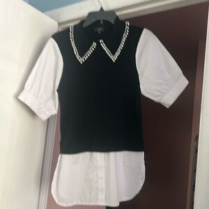 Stylish Black and White collar Blouse